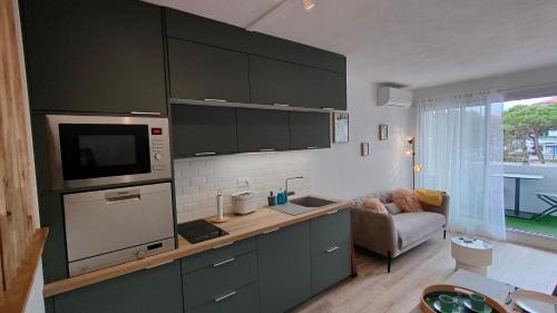 Royan Apartamento | Appartement cosy en centre-ville de Royan à 200m plage