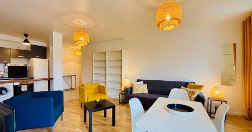 Rosny-sous-Bois Apartamento | Appartement Cosy et calme - face à la gare Rosny-sous-Bois - 20mn de Paris et Disneyland