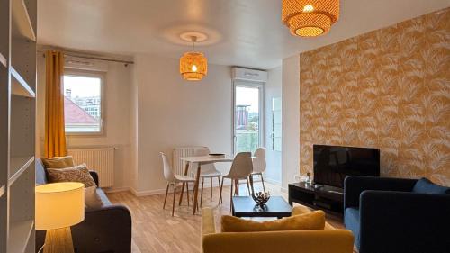Rosny-sous-Bois Apartamento | Appartement Cosy et calme - face à la gare Rosny-sous-Bois - 20mn de Paris et Disneyland