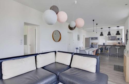 Hendaye Apartamento | Appartement de Charme avec Jardin et Terrasse au Centre d'Hendaye, à 2 km de la Plage - FR-1-2-346