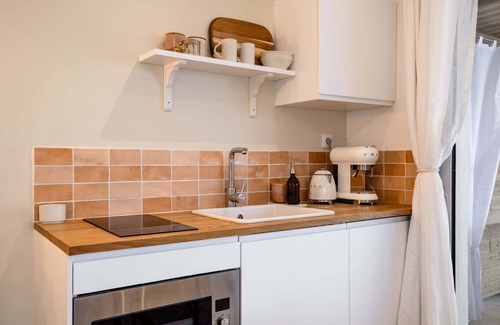 Ales Apartamento | Appartement de Prestige Pour Couple- Avril/été- Spa, Sauna, Terrasse- Alès/gard