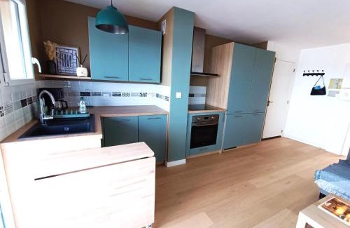 Bernieres-sur-Mer Apartamento | Appartement en bord de mer, 4 pers, Bernières-sur-Mer - FR-1-746-26