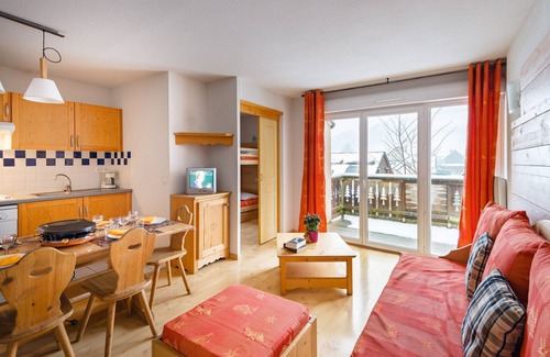 Bagneres-de-Luchon Condominio | Accès Piscine! Apartamento acogedor proche du centre