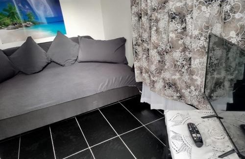 Gagny Apartamento | Appartement individuel dans charmante maison de ville à la française