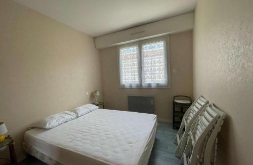 Pontaillac Apartamento | Appartement lumineux près de la plage avec terrasse, parking, et équipements modernes - FR-1-494-98
