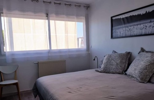 Ancely Apartamento | Appartement Moderne à Côté du Tramway