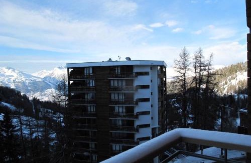 Plagne Centre Apartamento | Appartement moderne à Plagne Centre avec balcon, 2 chambres et Wifi - FR-1-351-93