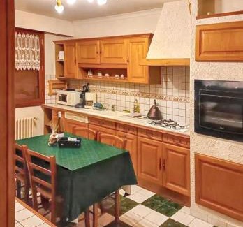 Cornimont Apartamento | Appartement moderne avec terrasse à Cornimont - 65 m² - BBQ.