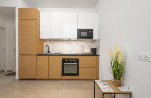 Eze Apartamento | Appartement neuf - Patio intérieur - Parking - EF