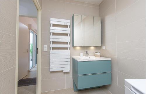 Eze Apartamento | Appartement neuf - Patio intérieur - Parking - EF