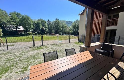 Peyragudes Apartamento | Appartement neuf T3 avec jardin au bord du lac