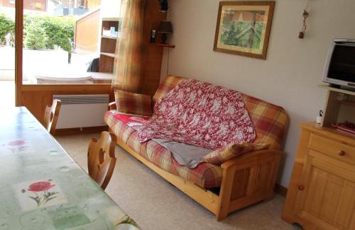 Saint-Jean-de-Sixt Apartamento | Appartement pour 4-6 personnes au cœur du village, Saint-Jean-de-Sixt (BLA003) - FR-1-459-162