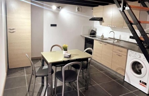 Les Pennes-Mirabeau Apartamento | Appartement proche aéroport, Airbus, gare tgv Aix