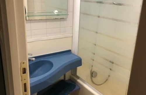 Merville Apartamento | Appartement proche aéroport,Meet, parking gratuit