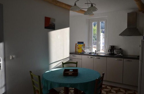 Lodeve Apartamento | Appartement provencal, idéal famille ou amis