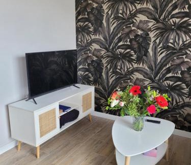 Jouvence Apartamento | Appartement rénové près république