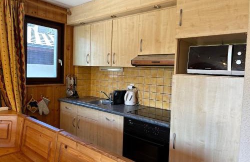 Les Gets Apartamento | Appartement spacieux aux Gets, pied des pistes, balcon sud-ouest, 2 chambres, coin cabine, garage, WiFi - FR-1-623-81