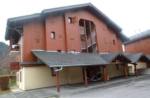 Samoens Apartamento | Appartement T2 cabinne à Samoëns avec balcon - FR-1-624-37