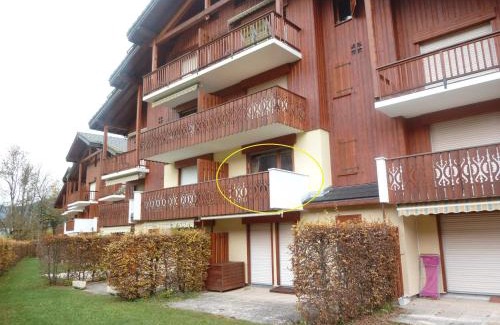 Samoens Apartamento | Appartement T2 cabinne à Samoëns avec balcon - FR-1-624-37