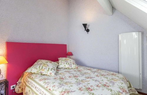 Cauterets Apartamento | Appartement T3 avec petite terrasse, 2 chambres, parking à Cauterets - FR-1-401-313