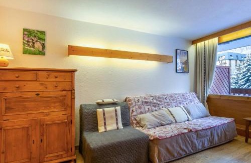 Val-d'Isere Apartamento | Appartement tout équipé avec balcon et garage, à 10min des commerces, navette gratuite. - FR-1-694-349