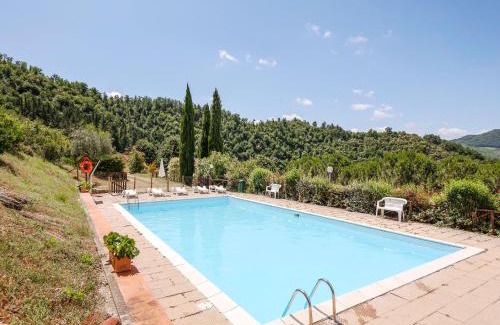 Dicomano Casa | Appealing Home with pool