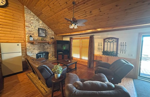 Apple River Casa | Apple Canyon Lake, sala de juegos, jacuzzi