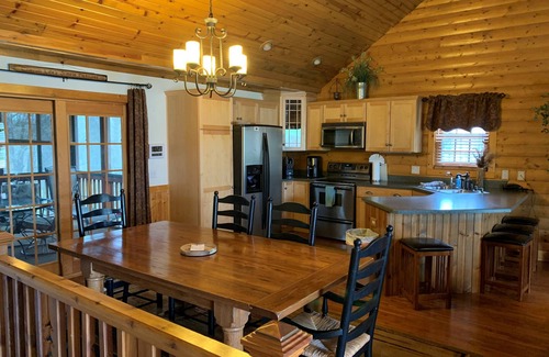 Apple River Casa | Apple Canyon Lake, sala de juegos, jacuzzi