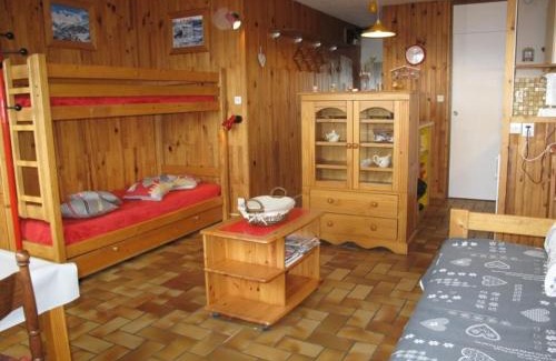 Plagne Centre Apartamento | Appt ski-in/ski-out avec lit gigogne et casier à skis - FR-1-351-57