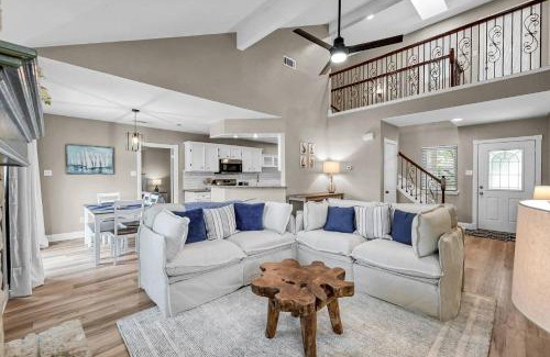 April Sound Casa | April Cove