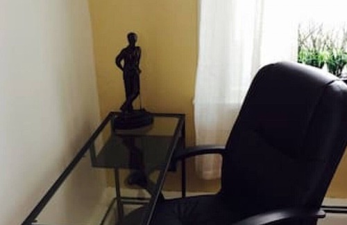Clifton Heights Apartamento | Apt #7 · Clean and Fabulous View Loft in OTR /UC