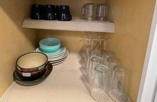 Queens Apartamento | Apt A - NEW Basement Studio Close to JFK/LGA/UBS