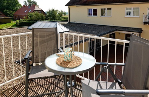 Gollwitz Apartamento | Apt. LEUCHTTURMBLICK - Cozy living just 400 meters from the natural beach.