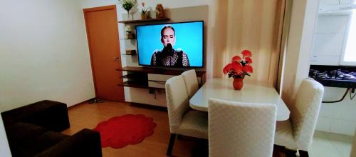 Plano Diretor Sul Apartamento | APTO, 2/4, 2 ar-condicionados e bem localizado.