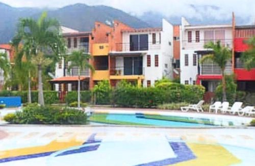 San Jeronimo Apartamento | "Apto 2 Habit, 4 piscinas, Dcto GENIUS, Check in-out extendidos, a 1 cuadra del parque -Ciudadela del Sol-"