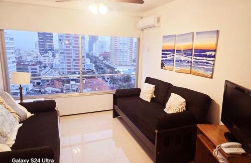 Punta del Este Apartamento | APTO 913 - Piso 9 SANTOS DUMONT Excepcional vista al mar y a la ciudad