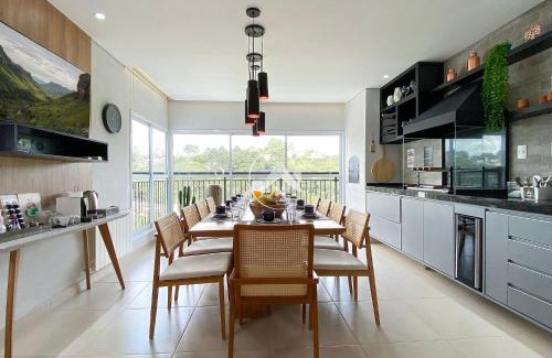 Vila Inglesa Apartamento | Apto alto padrão e conforto a 800m do Centrinho do Capivari - Campos do Jordão