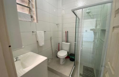 Balneario Remanso Apartamento | Apto beira-mar no centro | ROMM303