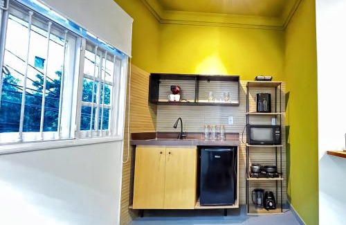 Macae Apartamento | APTO charmoso com Suíte, Cozinha completa, Wifi, Smart TV, Ar condicionado