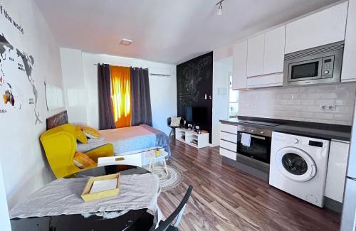 Cártama Apartamento | Apto-Estudio 20 min-centro Málaga