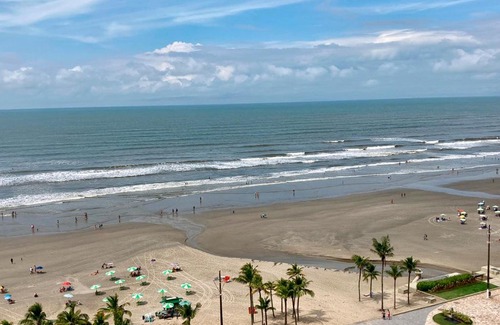 Tupi Apartamento | Apto frente mar na melhor localização de Praia Grande