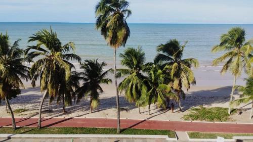Cabo Branco Apartamento | Apto Inteiro Cabo Branco pé na areia