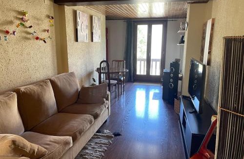 Palau-de-Cerdagne Apartamento | Apto Pirineos Osseja