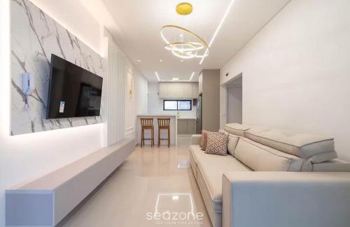 Castelo Branco Apartamento | Aptos em prédio à 650 m da Meia Praia - RGOs