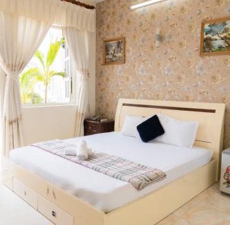 District 6 Hotel | Aqua Nhu Huynh Hotel