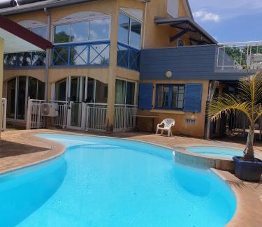 La Saline Les Bains Apartamento | Aquabeach