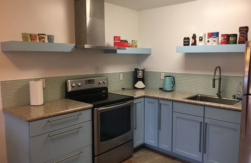 Kodiak Condominio | Aquamarine Suites LOFT STYLE STUDIO APARTMENT.