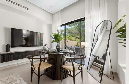 Arabian Ranches Villa | Arabian Ranches Villa sleeps 9 near Golf Courses