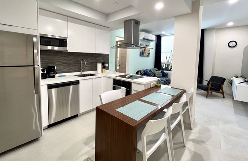 Tuscany Residence Aruba Apartamento | Aracari Unit-7 next to pool