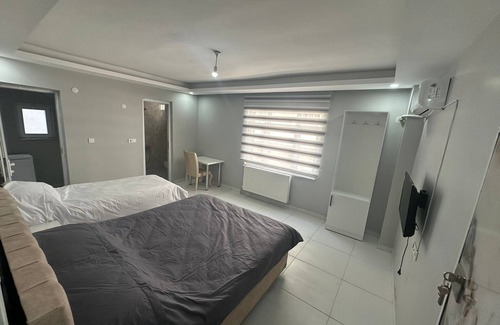 Batman Complejo | Aram Apart Otel